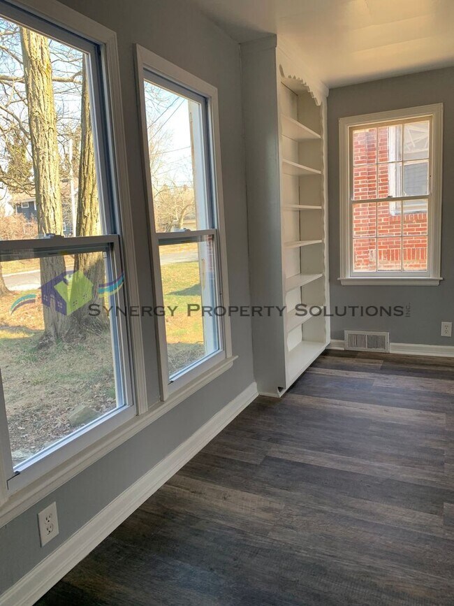 Building Photo - Own your OWN Home for less than rent!