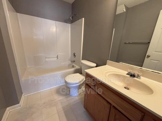 Building Photo - 20 Maravista Ave