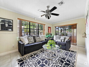 Building Photo - Southwest 104th Avenue, Cooper City, FL 33...