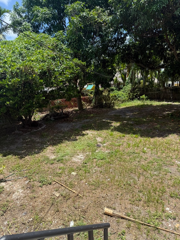 Building Photo - 328 S Biscayne River Dr