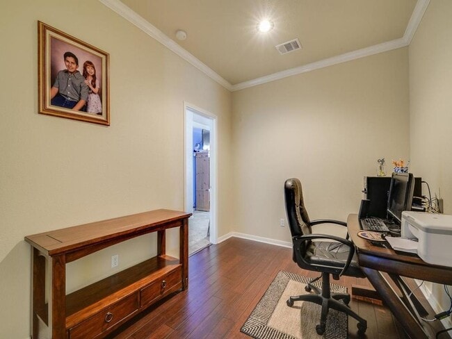 Building Photo - Beautiful one story stone home in Estates at Settlers Park