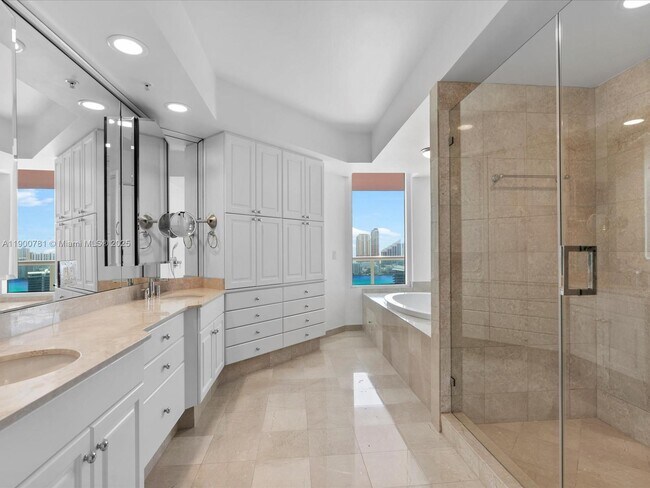 Building Photo - 3370 Hidden Bay Dr