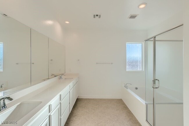 Building Photo - 1820 Pendleton Ridge St