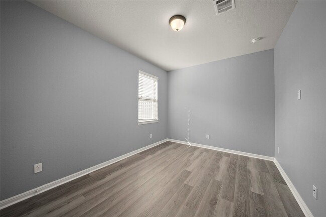 Building Photo - 4742 Tintagel Ln