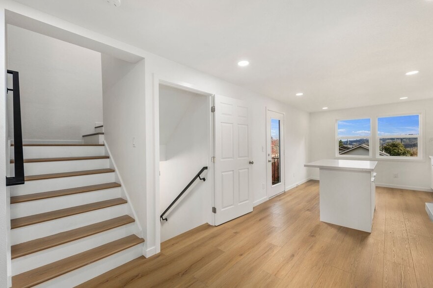 Building Photo - 2411 S Norman St