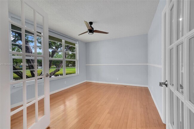 Building Photo - 3151 N Course Ln