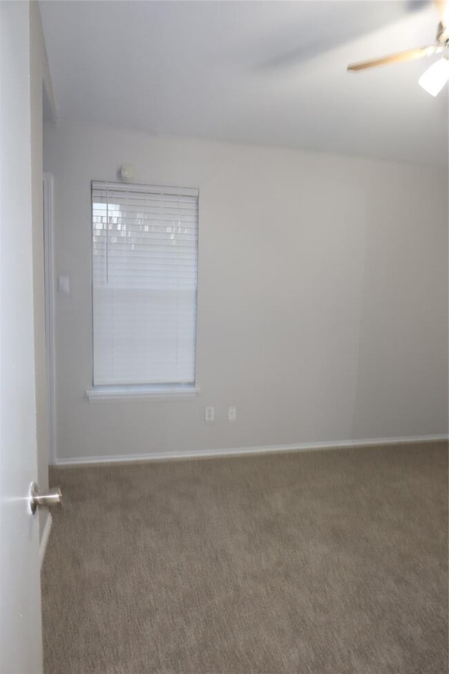 Building Photo - 1830 River Crossing Cir