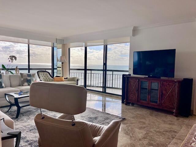 Building Photo - 4000 N Ocean Dr