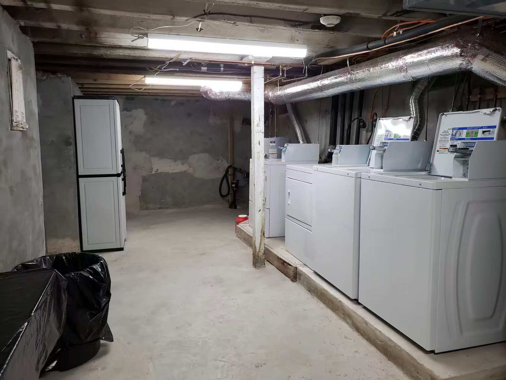 Building Photo - 1829 Spruce St