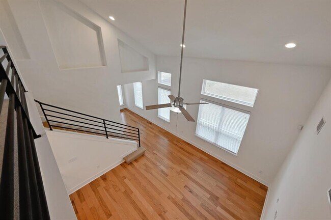 Building Photo - 2204 Theseus Pass