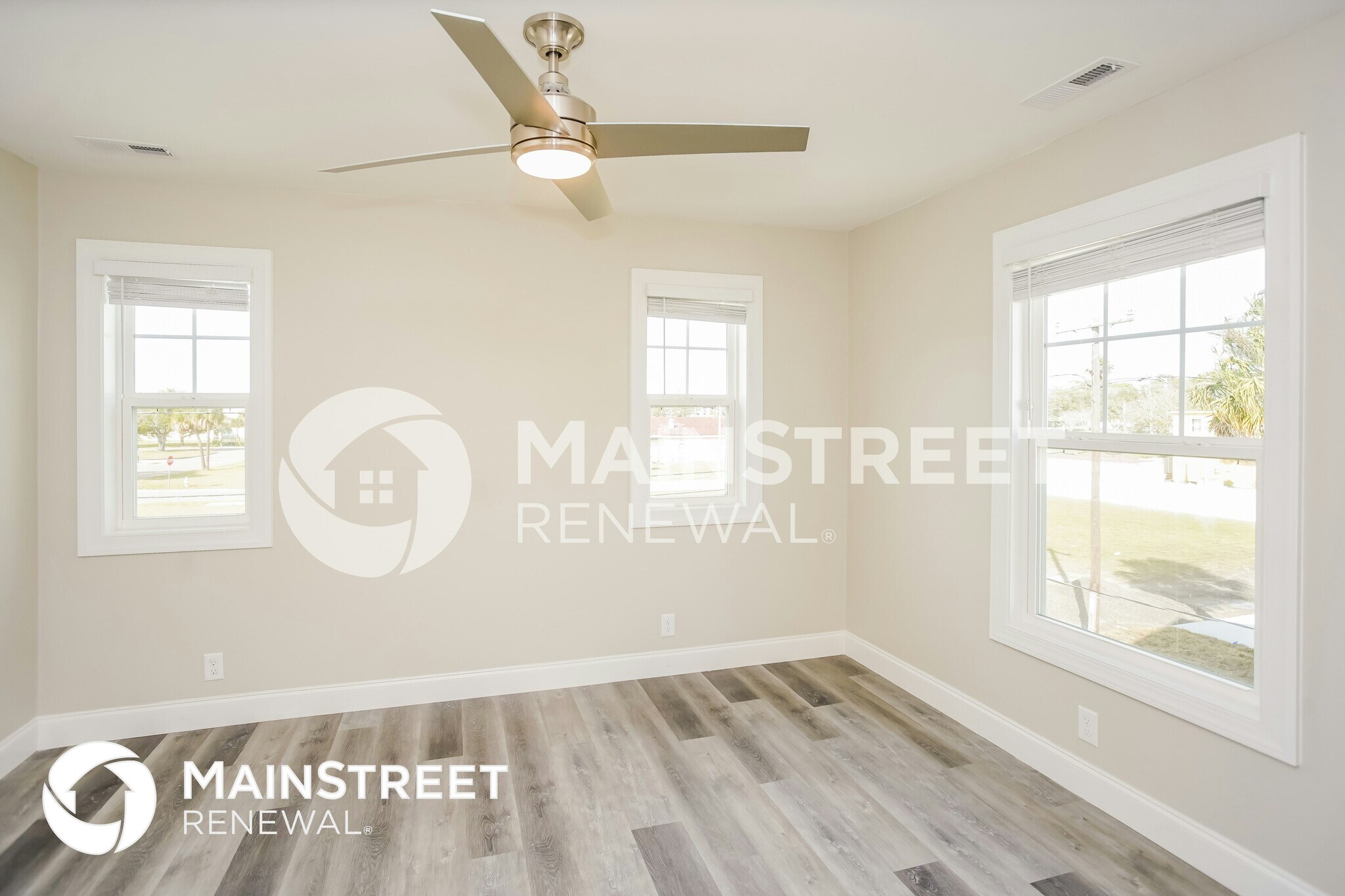 Building Photo - 3161 4th Ave S