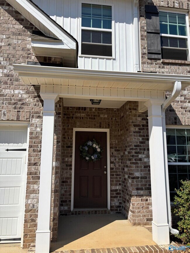 Building Photo - 109 Pitalo St