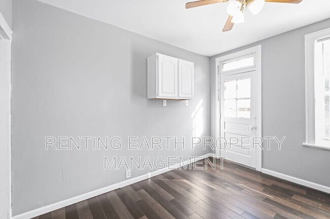 Building Photo - 3868 Meramec St