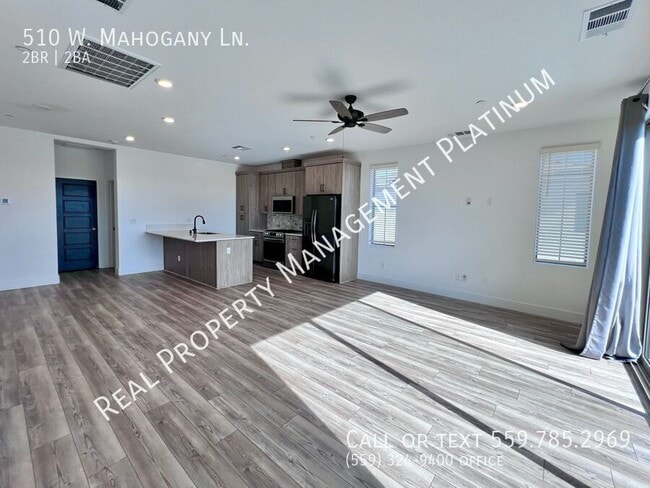 Building Photo - 510 W Mahogany Ln