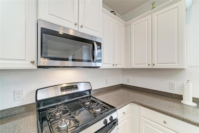 Building Photo - 4650 Woodbrook Dr