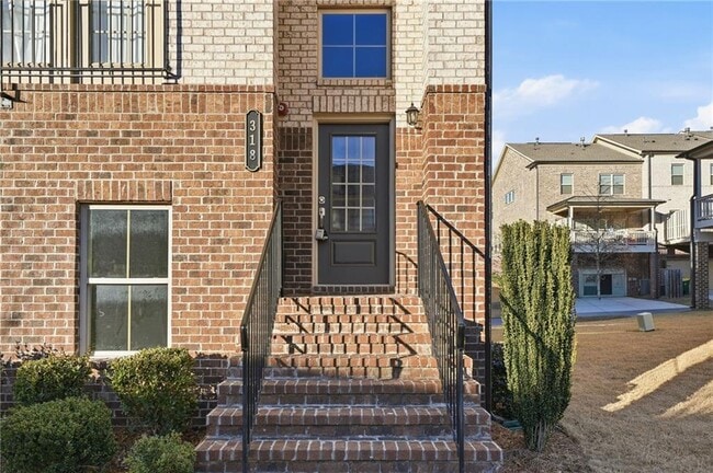 Building Photo - 318 Commons Ave