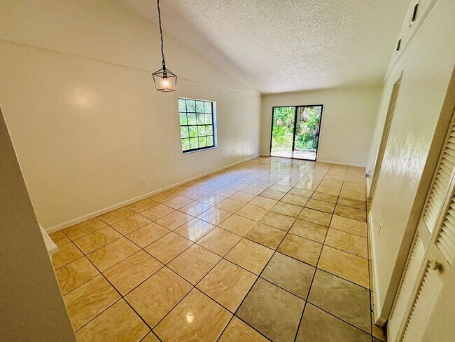 Building Photo - 2 Bedroom 2 Bath in Port Orange Available NOW