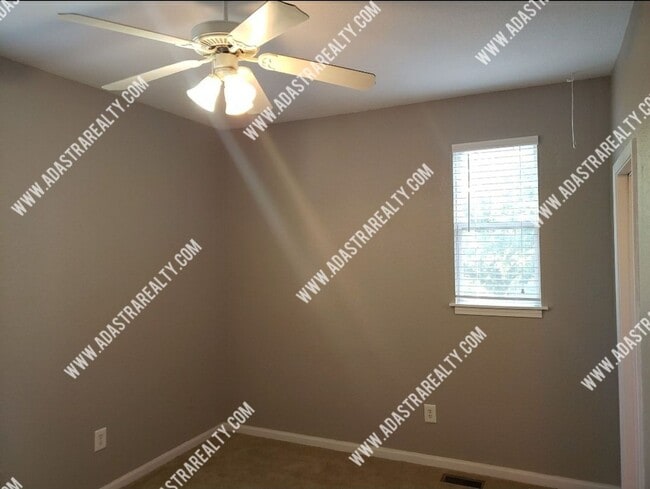 Building Photo - 705 Arkansas St