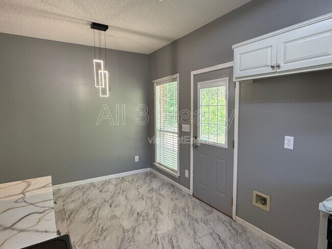 Building Photo - 6272 Deerwood Dr