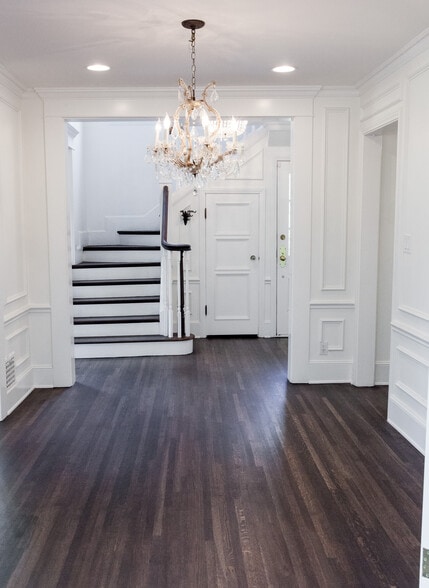 Building Photo - 3915 Benedict Canyon Dr