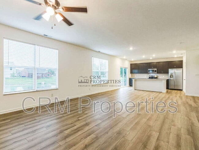 Building Photo - 3449 Briarwick Dr