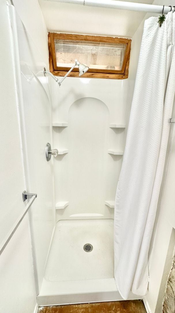 Building Photo - Unique and Rustic Detached Guest Home Unit on Private Country Property Overlooking the Stunning G...