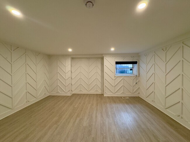 Interior Photo - The Chatham