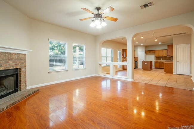 Primary Photo - 9207 Larsons Ln