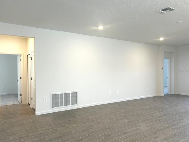 Building Photo - 6637 SW 89th Loop