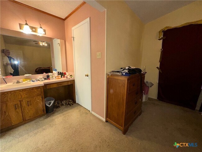 Building Photo - 1810 Gautier Ave