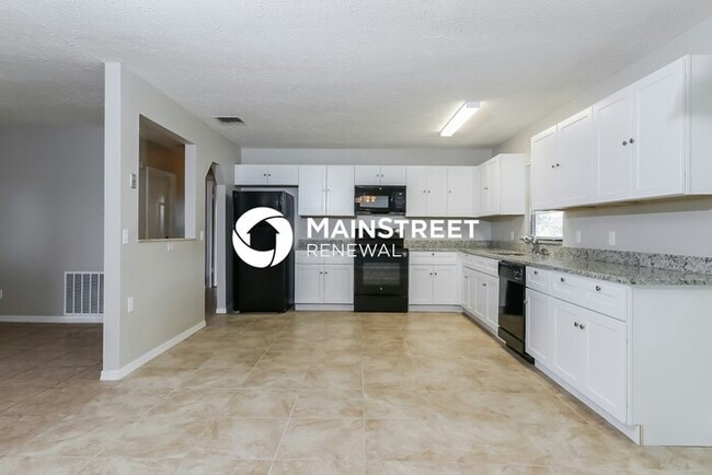 Building Photo - 901 SE Odonnell Ln, port saint lucie, FL 3...