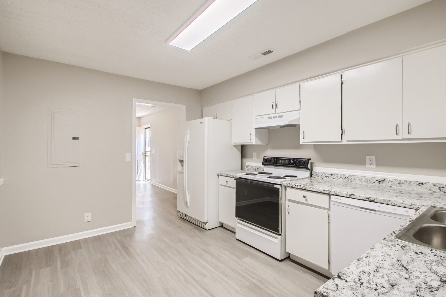 Building Photo - 4233 Valley Grove Dr