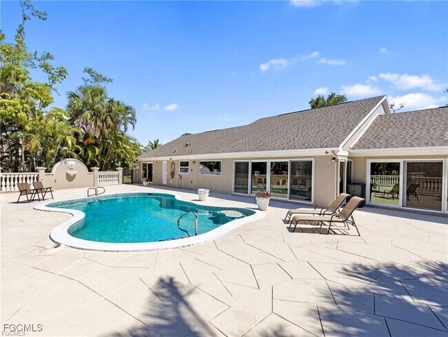 Building Photo - 16671 Bobcat Ct