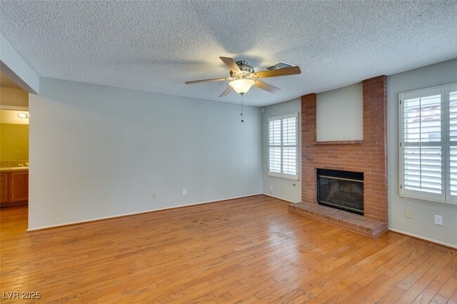 Building Photo - 292 Kershner Ct