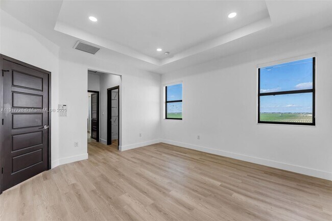 Building Photo - 16175 SW 136th Terrace