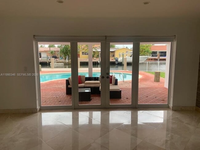 Building Photo - 3406 NE 168th St