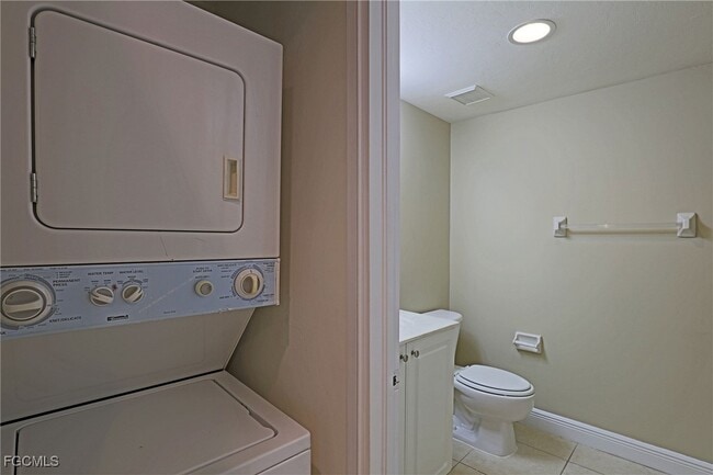 Building Photo - 4160 Castilla Circle