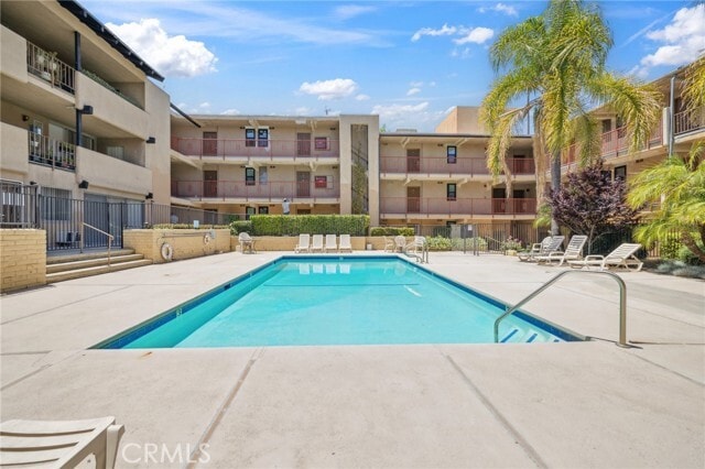 Building Photo - 17000 Burbank Blvd