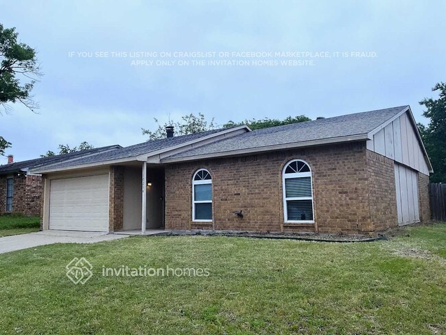 Building Photo - 10214 Deer Hollow Dr