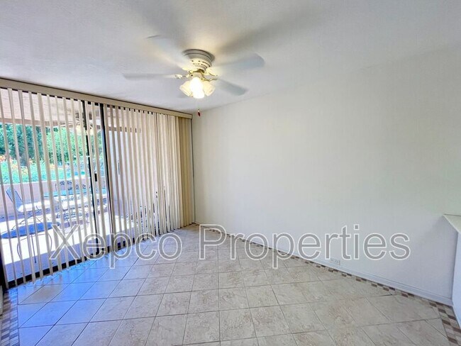 Building Photo - 2571 N Whitewater Club Dr