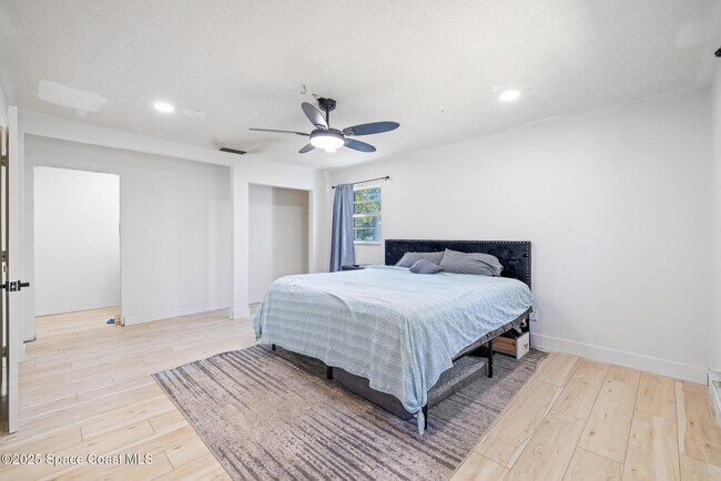 Building Photo - 1274 Cimarron Cir NE