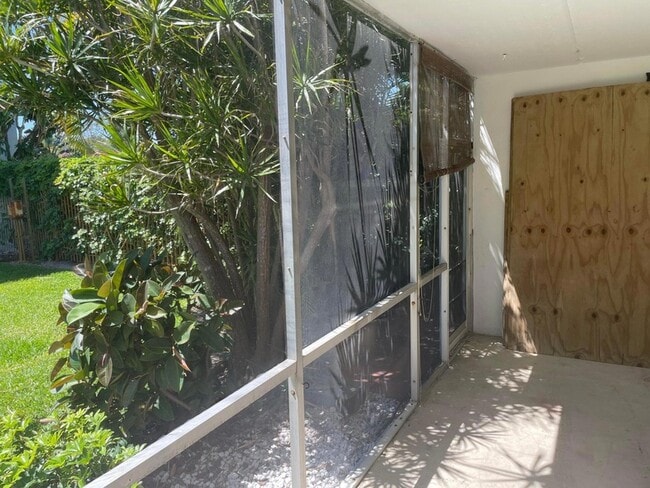 Building Photo - 4500 N Flagler Dr