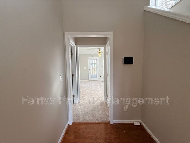 Building Photo - 2508 Lilymount Dr