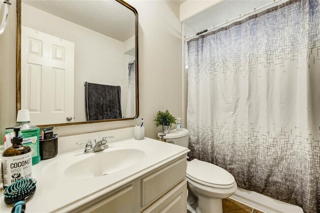 Building Photo - 21522 Mandarin Glen Cir