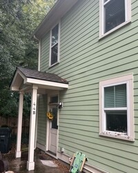 Building Photo - 44 Grove St