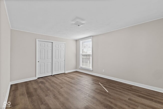 Building Photo - 195 W Marion St