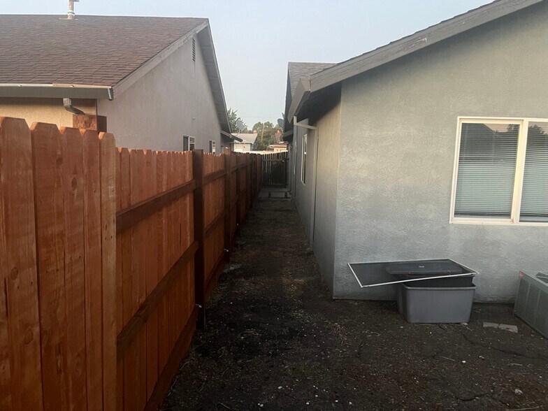 Building Photo - 134 Cordova Ln