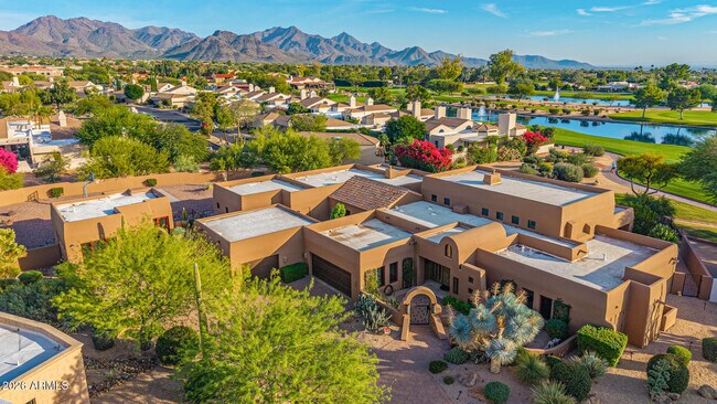 Building Photo - 8406 E Calle Buena Vista