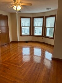 Building Photo - 913 Bedford St