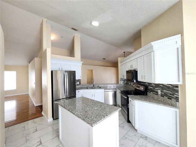 Building Photo - 12406 Beacontree Way